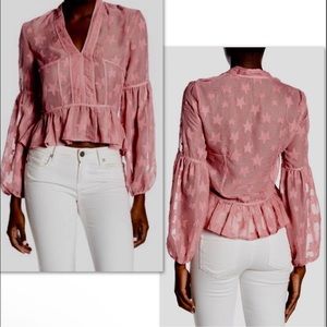 ROMEO&JULIET COUTURE Sz S Star Print Sheer Hi-Lo Blouse
